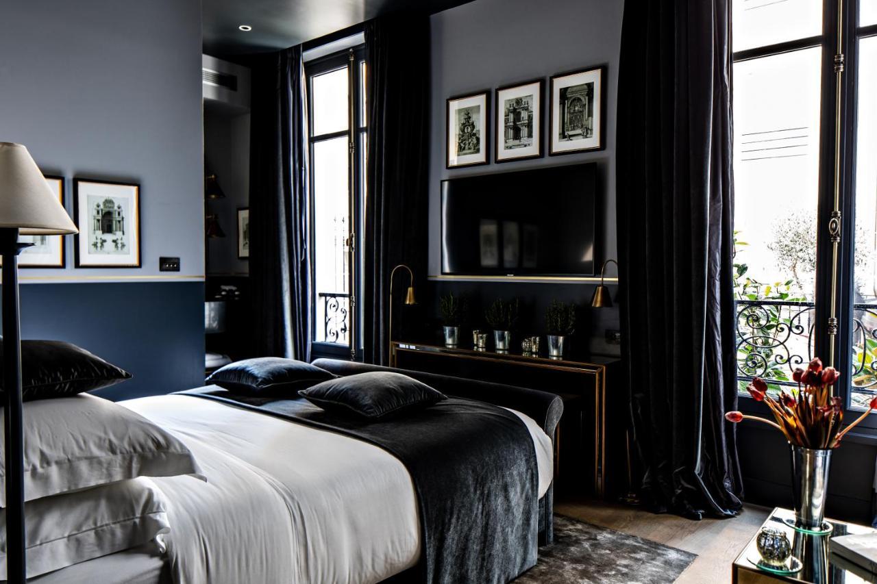 Monsieur George Hotel & Spa - Champs-Elysees Paris Exterior photo Bedroom in Paris