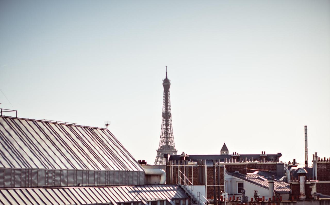 Monsieur George Hotel & Spa - Champs-Elysees Paris Exterior photo The roof of the museum